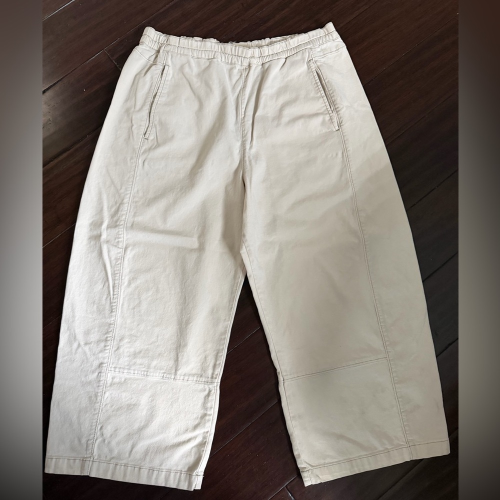 Pilcro Barrel Light Cream Crop Trousers L P - Picture 2 of 6